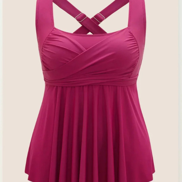 BloomChic Plus size Solid Square Neck Crossover Gathered Swim Top - Picture 4 of 6